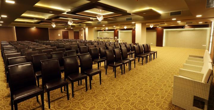 The Orbis Hotel Coimbatore Exterior photo